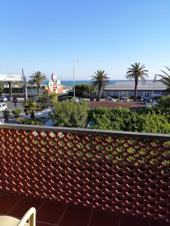 Paradiso Marina Di Carrara Ngoại thất bức ảnh